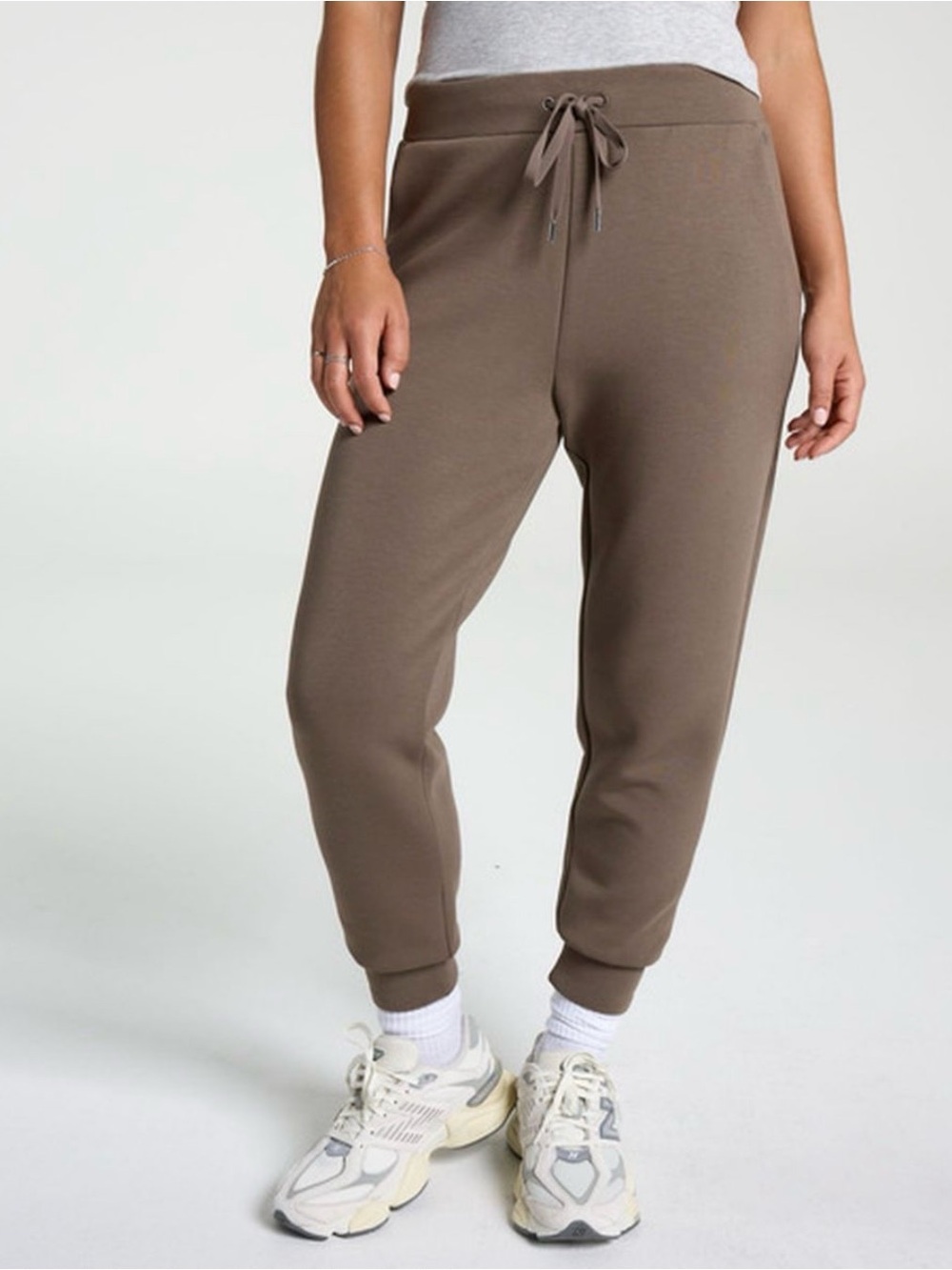 CALIA Soft Scuba High-Rise
Jogger Pants in Taupe - NWT Large